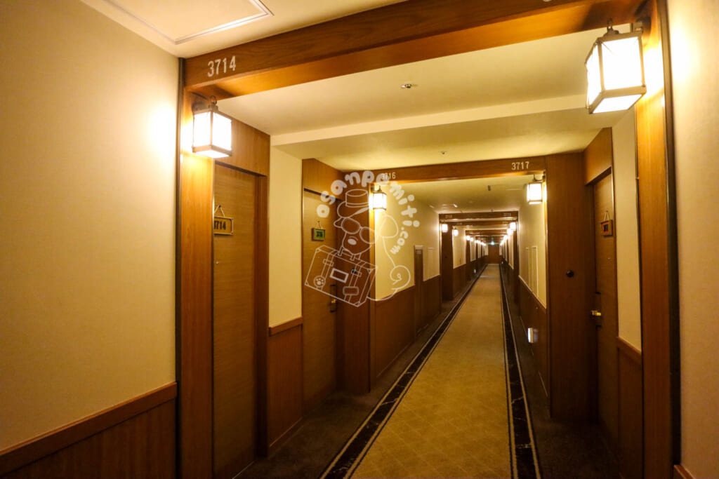廊下／東京ベイ舞浜ホテルファーストリゾート